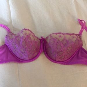 Victoria Secrets Balconet Bra 36C like new!